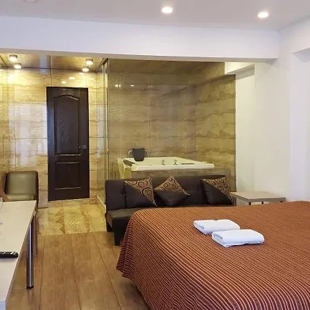 La Cabana Hotel